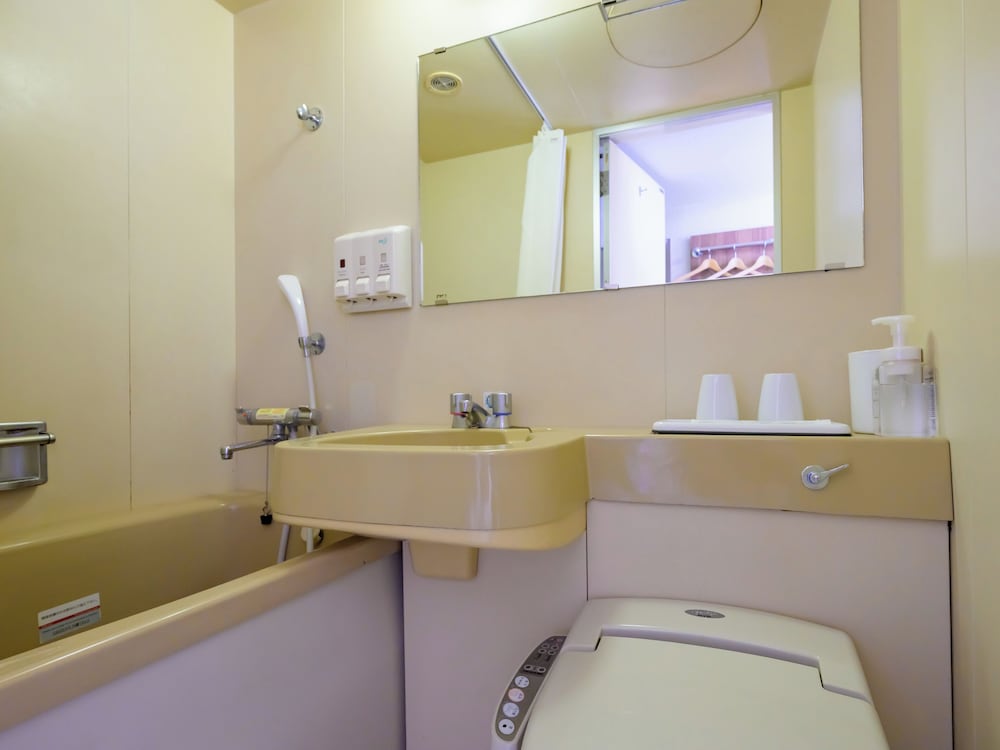 Hotel Econo Fukui Ekimae 48/50