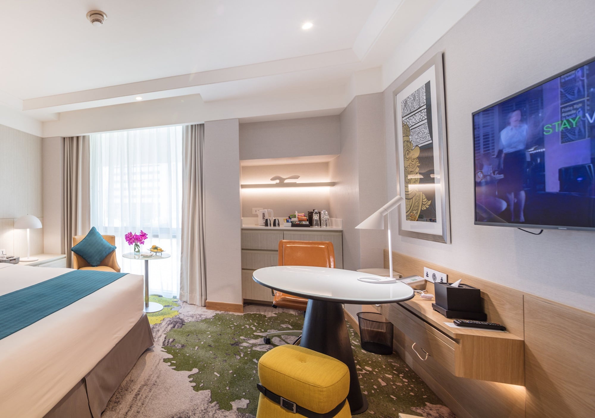Premium, King Bed, Club Lounge Access, Accessible