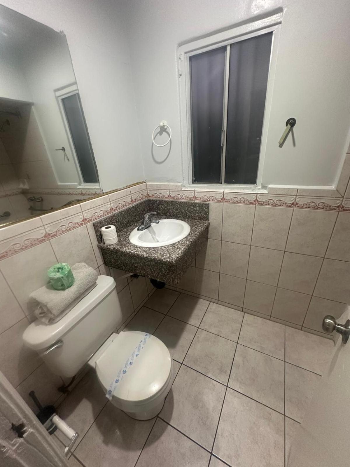 Heritage Inn 24/28