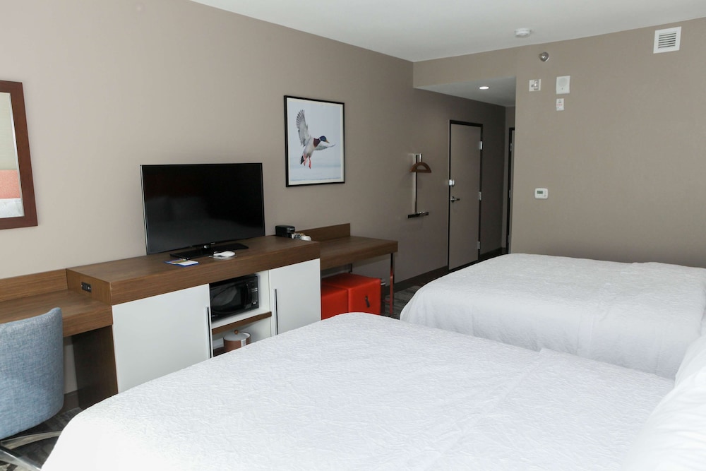 Hampton Inn and Suites Lafayette Medical Center CO 12/57