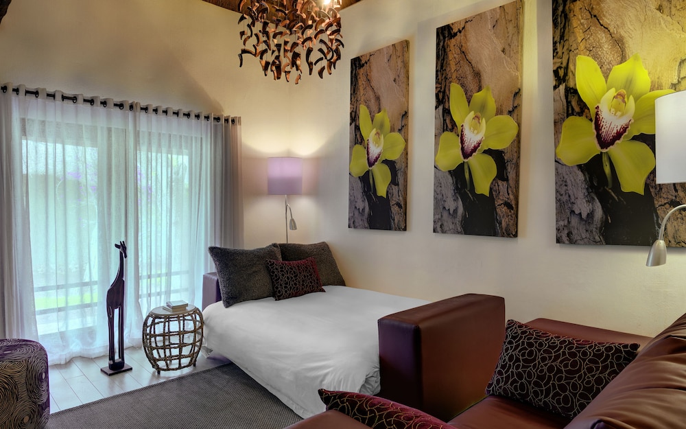 Mokuti Etosha Lodge 27/69