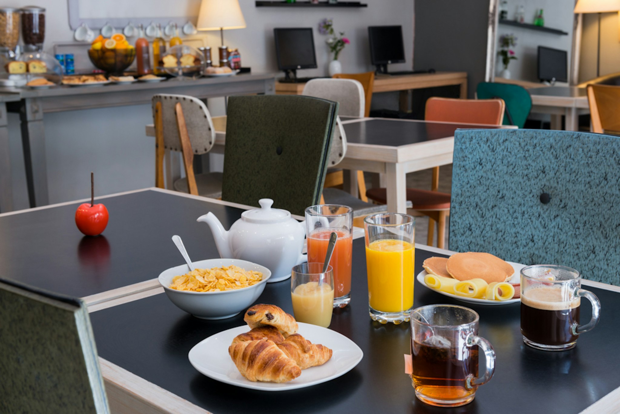 Hotel Edmond Rostand 36/45