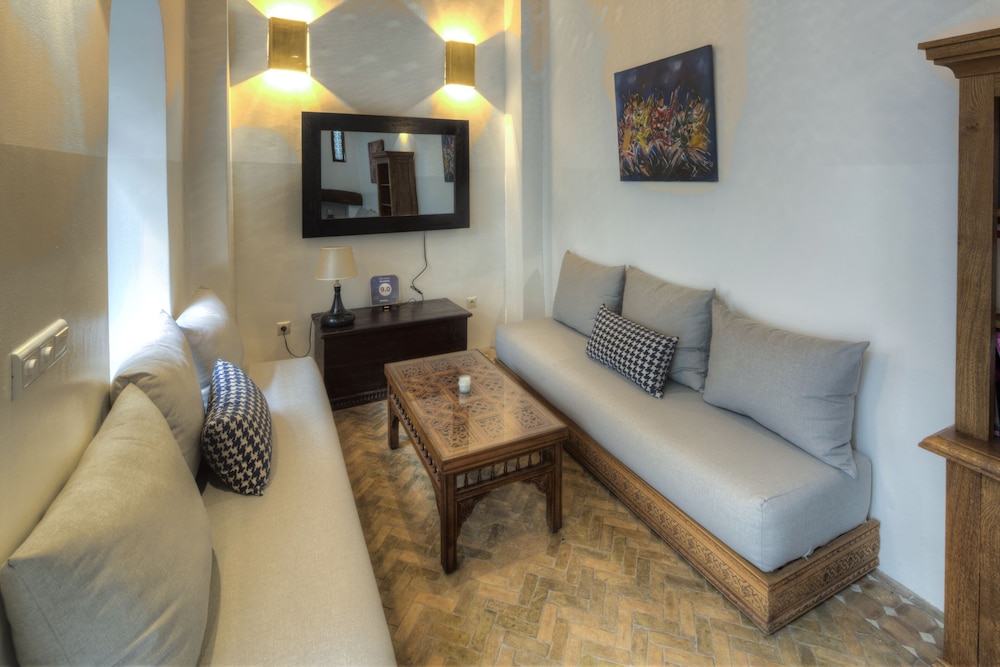 Riad Amaris 23/36