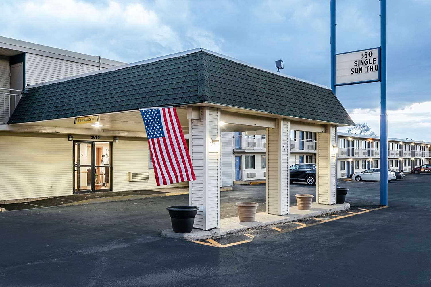 Rodeway Inn Dubuque IA 25/31