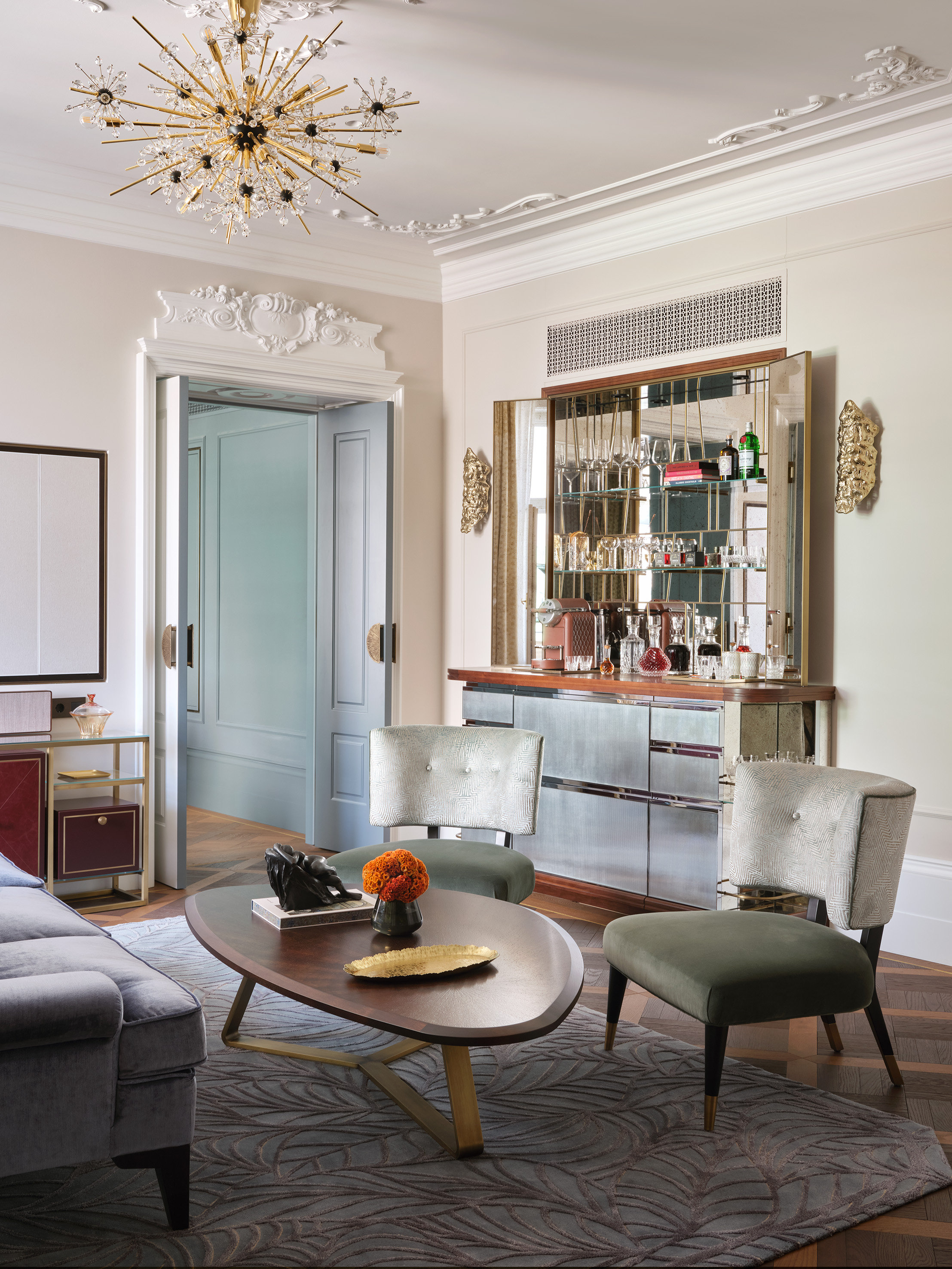 Rosewood Vienna 23/50