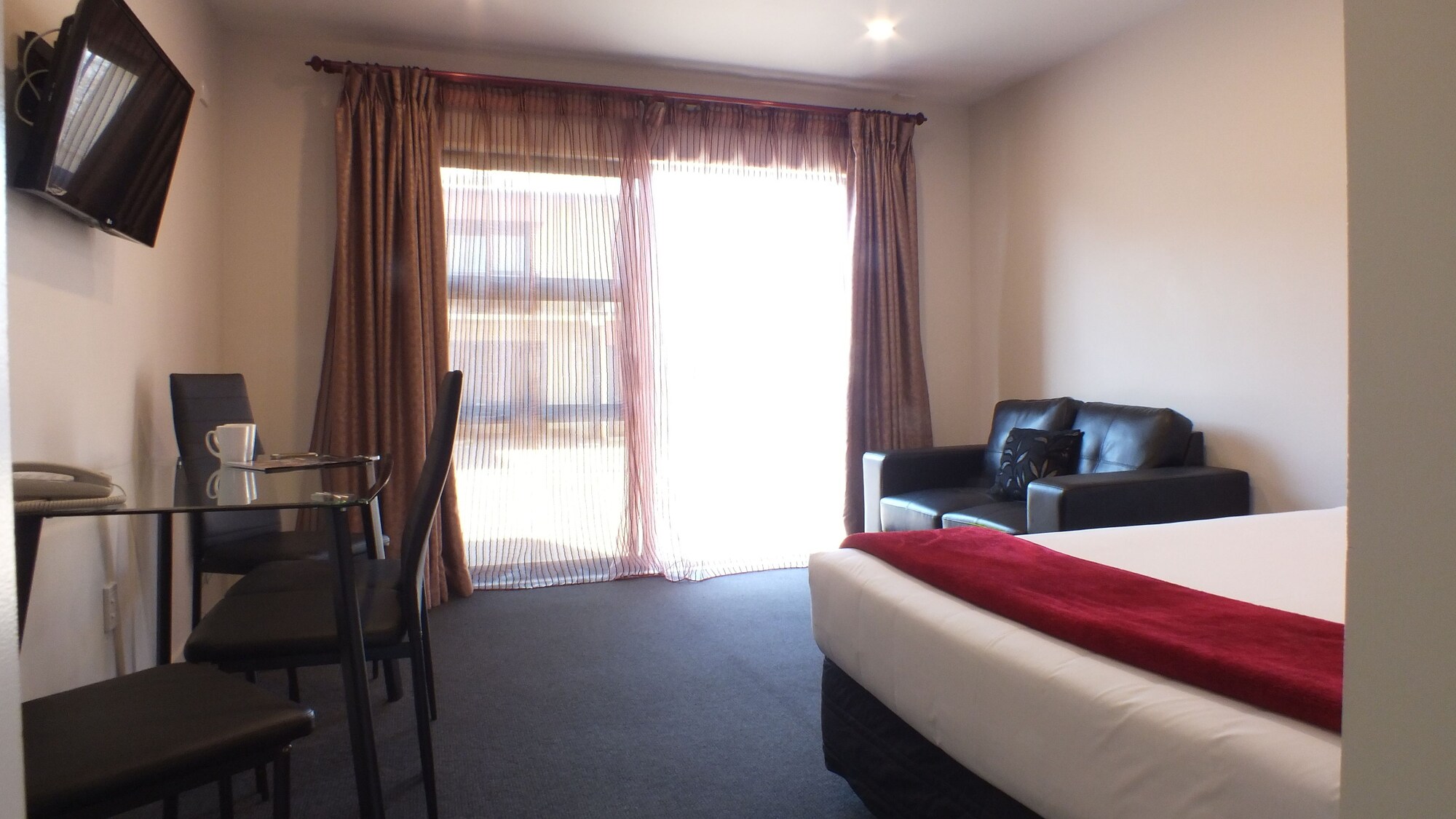 1 Bedroom, Apartment, Queen and Twin Beds