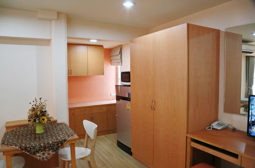 Sasi Place 16/65