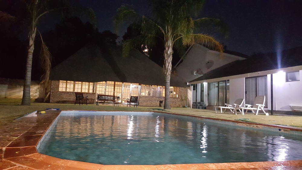 Luxury Heights Guesthouse 21/26