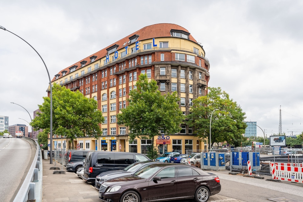 A&O Hamburg Hauptbahnhof 64/69