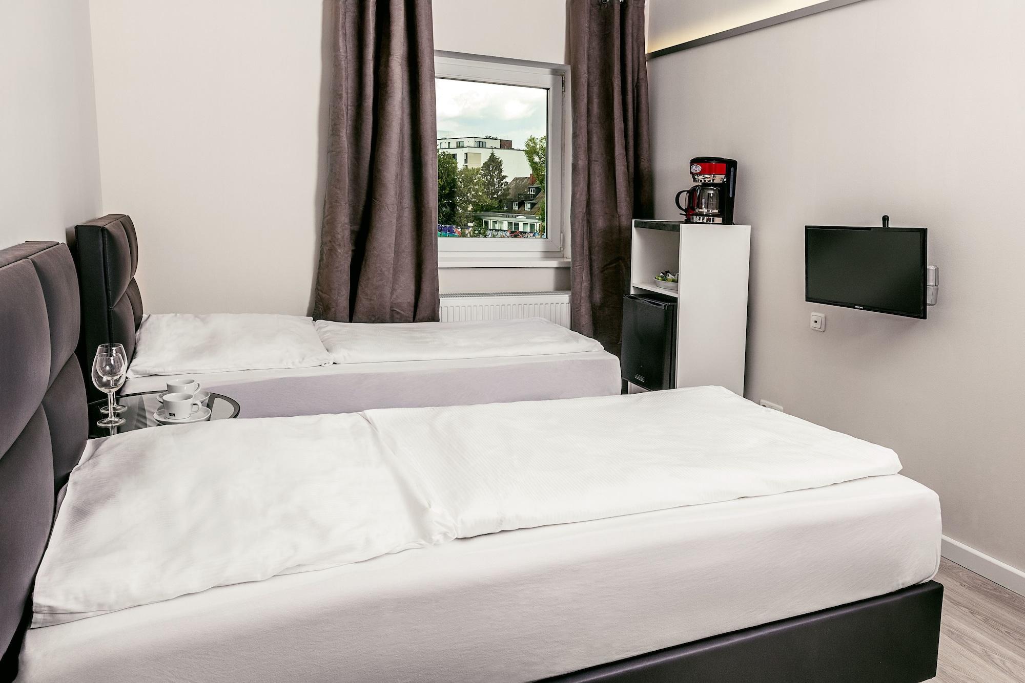 Hotel Sleepinn Volkspark - Adult Only 8/97