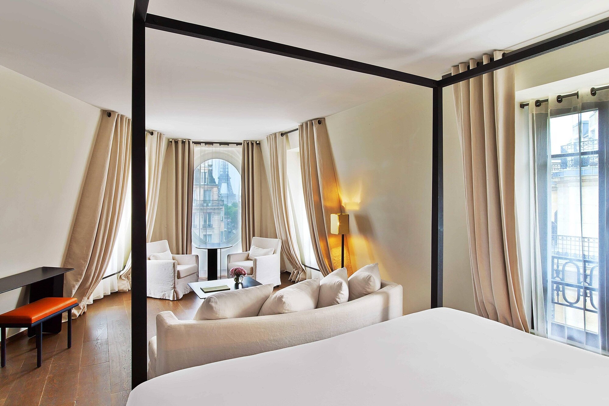 Suite, King Bed, Tower View