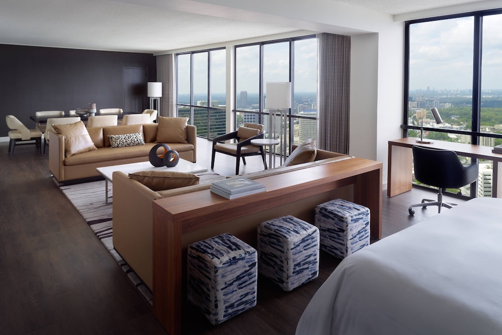 Atlanta Marriott Marquis 50/81