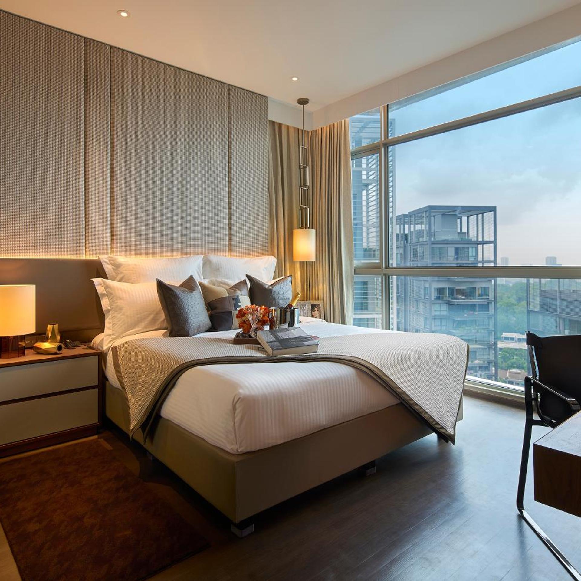 2 Bedrooms, Soho, Suite