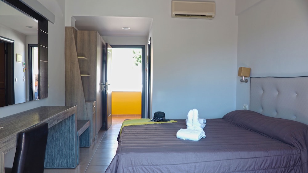 Lagomandra Hotel & Spa 5/35