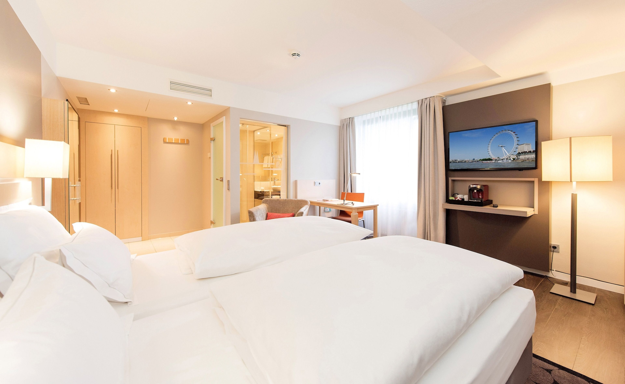 Room at Lyskirchen Hotel, COLOGNE - KOELN