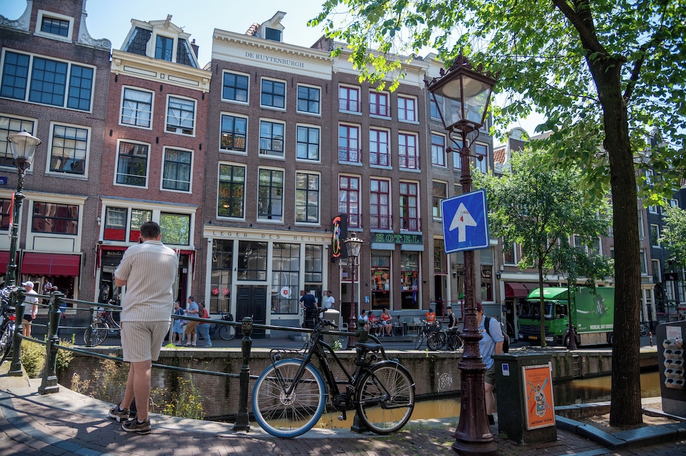 Hotel & bar Royal taste Amsterdam 26/29