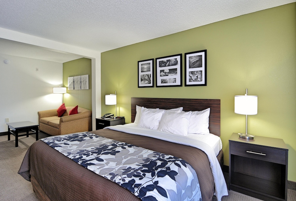 Sleep Inn & Suites Virginia Horse Center 20/53