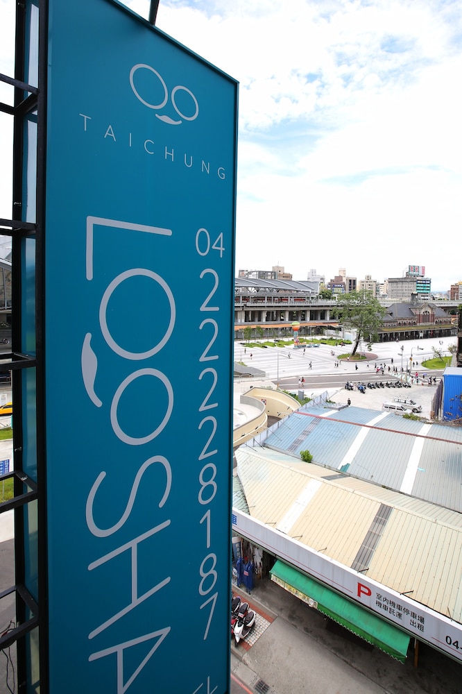 Loosha Hostel 39/69