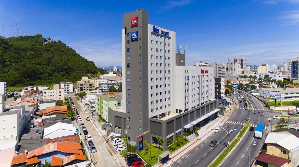 Ibis Navegantes Itajai 64/65