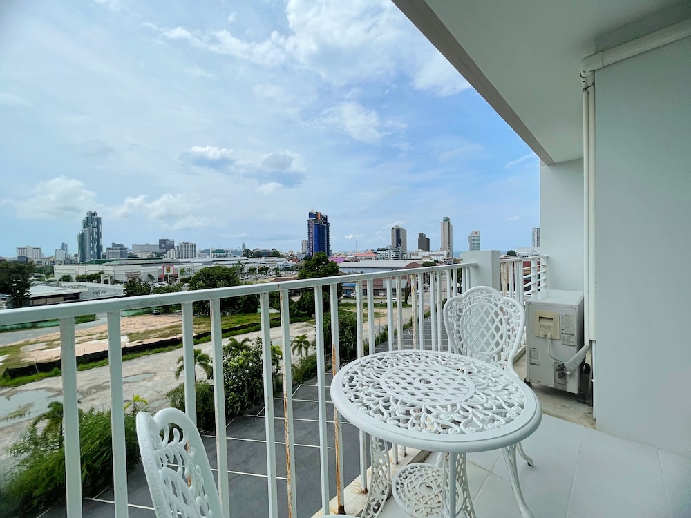 Baan Pattaya by Sabai 42/50