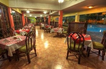 Acuarium Suite Resort 35/42