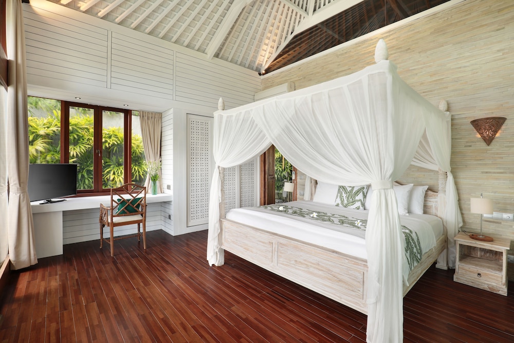 3 BEDROOMS, VILLA, OCEAN VIEW, WITH POOL