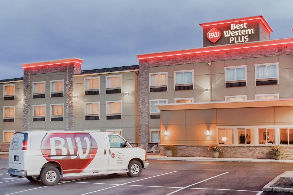 Best Western Plus Peppertree Airport Inn 2/57