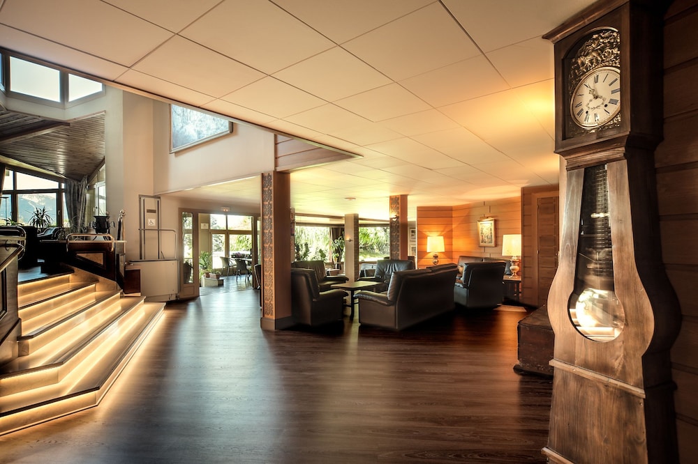 PARK HOTEL 16/35