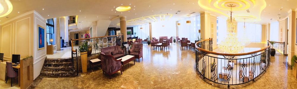 Belle Vue Hotel And Spa 51/62
