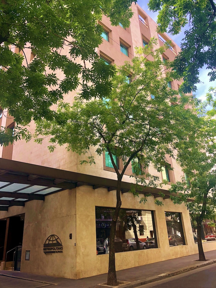 Hotel Metropolitano Supara 2/44
