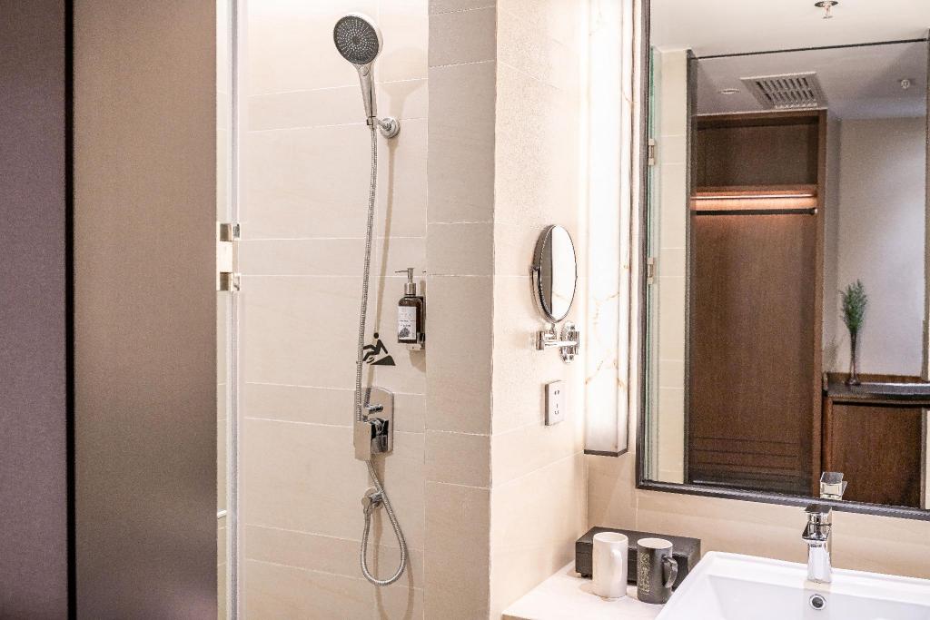 SSAW Boutique Hotel (Jiefangbei Hongya Cave Branch) 79/79
