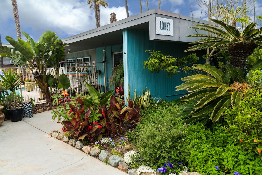 Ocean Villa Inn 58/66