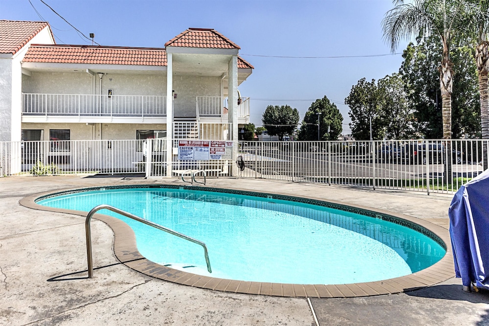 Motel6 Fresno, CA in FRESNO - CA