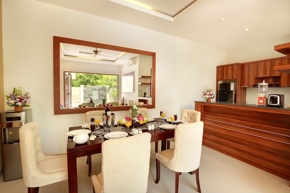 Villa Bali Asri 58/73