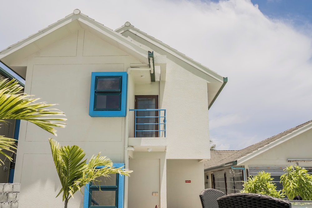 The Sultanate Laamu (ex. Long Beach Laamu)