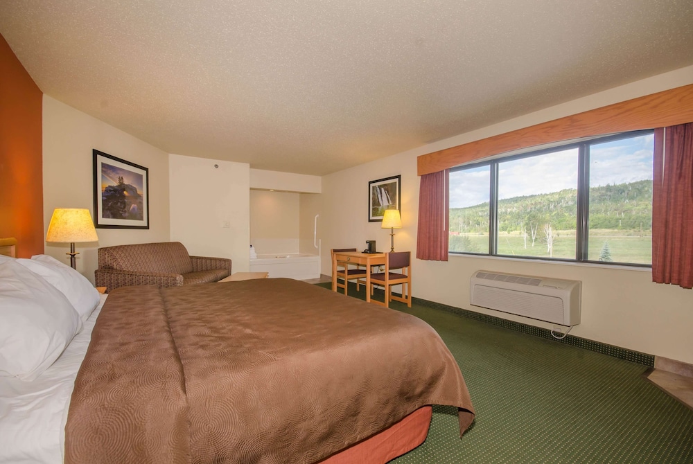 AmericInn by Wyndham Silver Bay 24/59