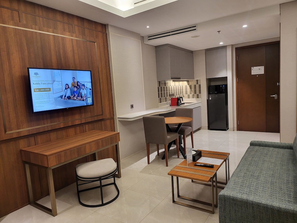 Trembesi Hotel BSD 41/50
