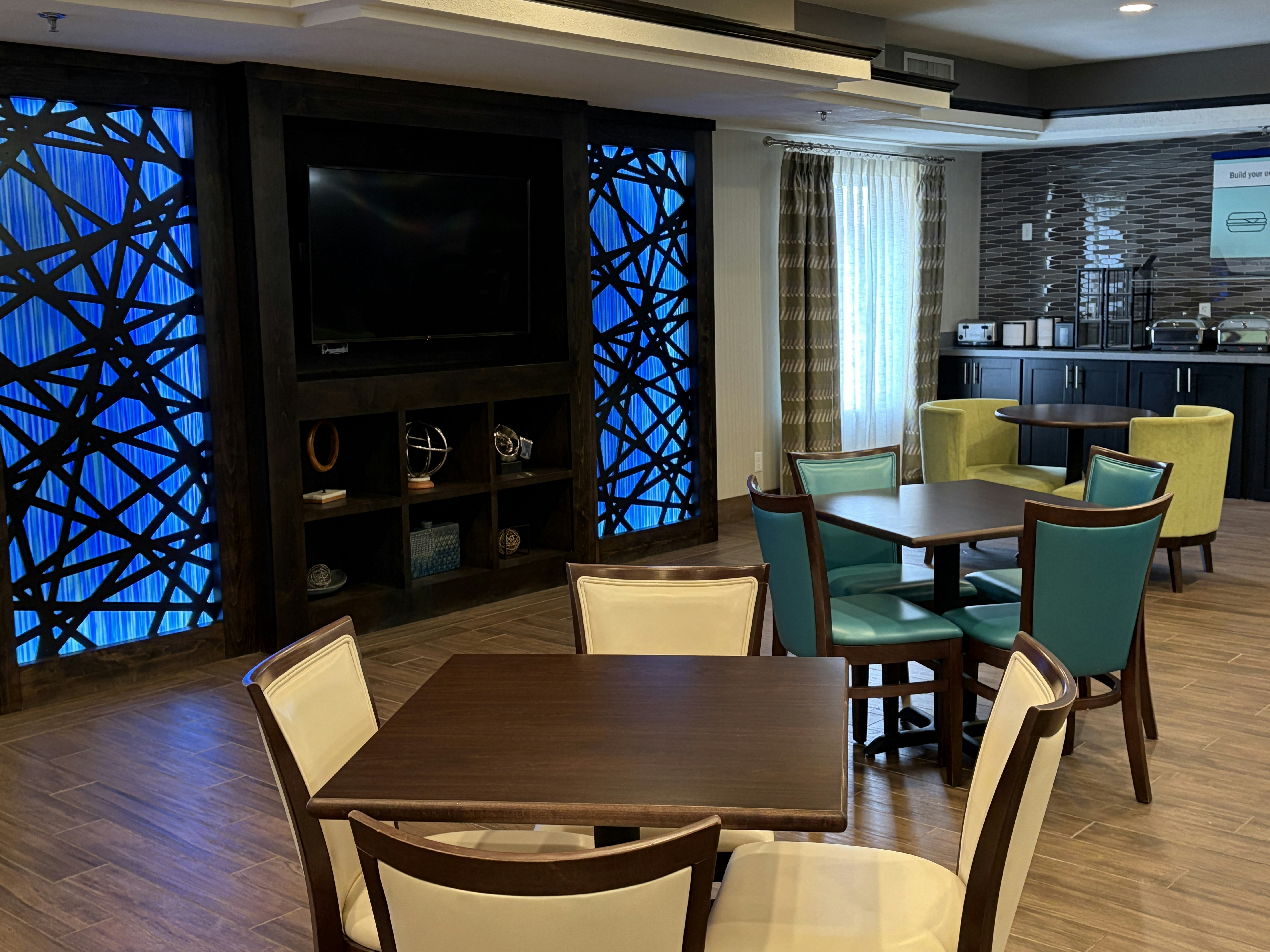 Best Western Plus Liberal Hotel & Suites 34/48