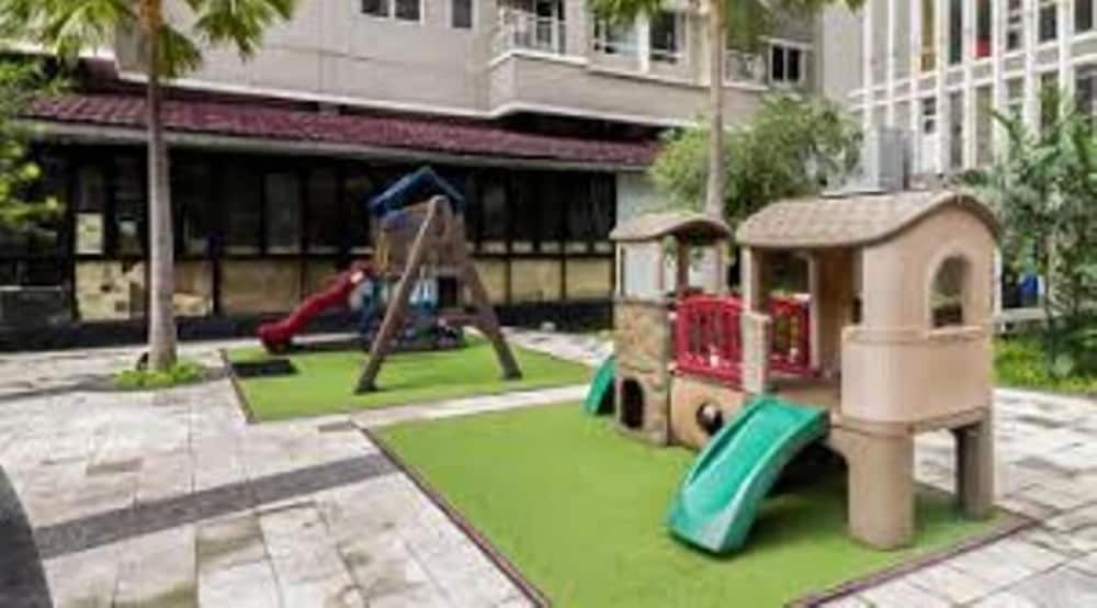 Sudirman Park Apartment By Merry 37/50