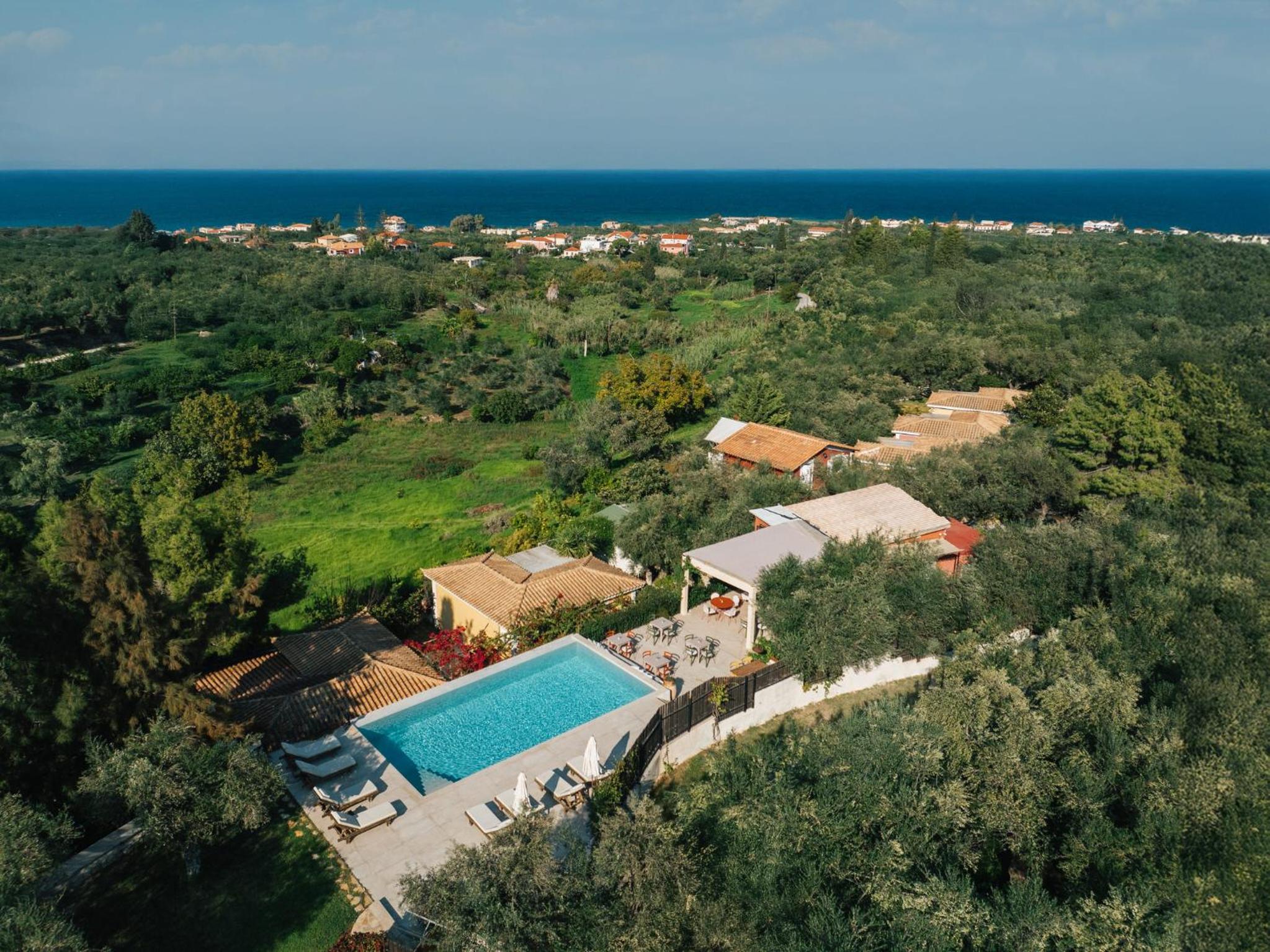 Ilyessa Cottages 22/29