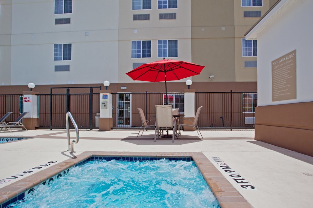 Candlewood Suites Houston Westchase Westheimer 6/39