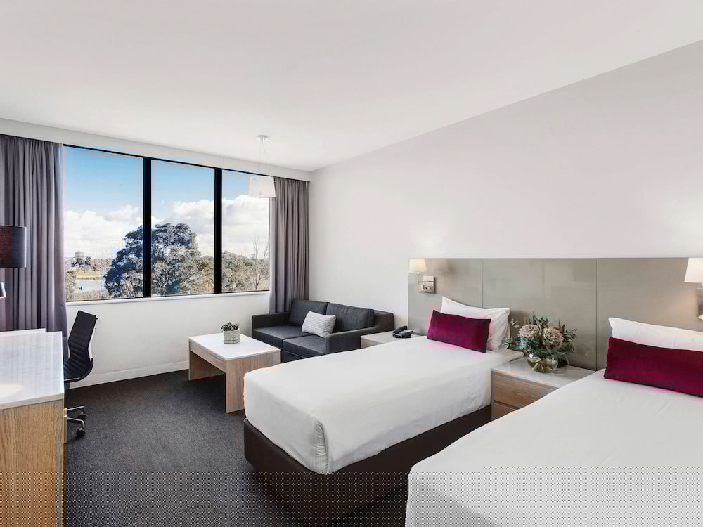 Mercure Melbourne Albert Park 22/72