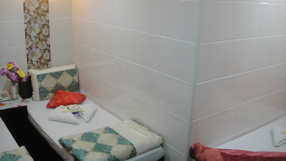 Philippine Hostel 20/45
