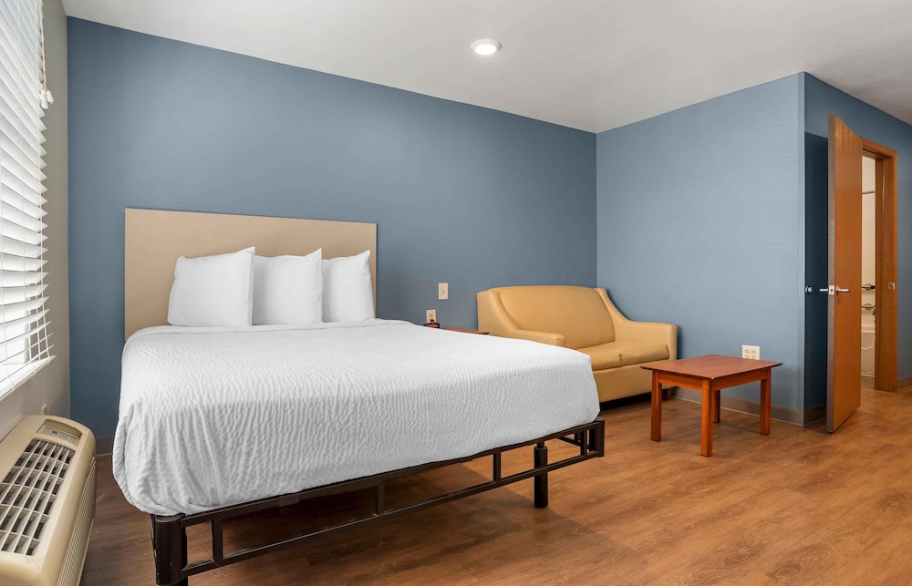 Extended Stay America Select Suites Atlanta Chamblee 26/53