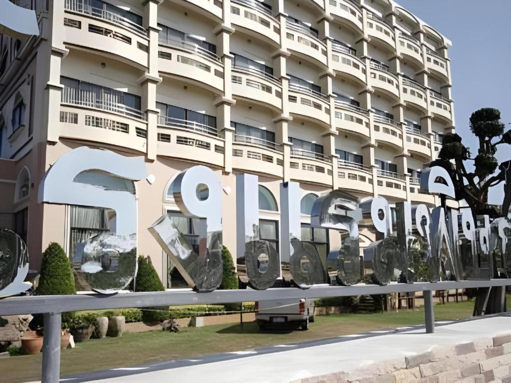 Phitsanulok Orchid Hotel 9/50