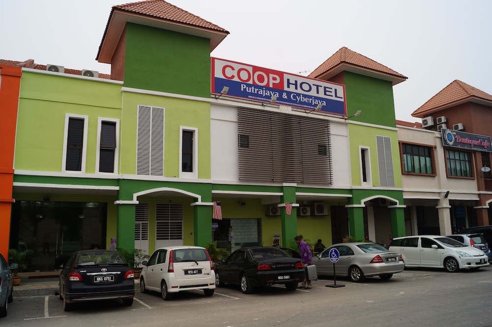 Coop Hotel Putrajaya Cyberjaya 59/63