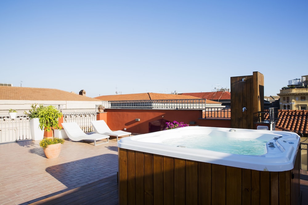 La Ciliegina Lifestyle Hotel in NAPLES
