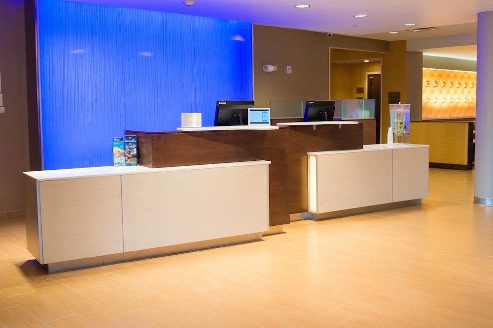 Fairfield Inn And Suites Dickson 4/29