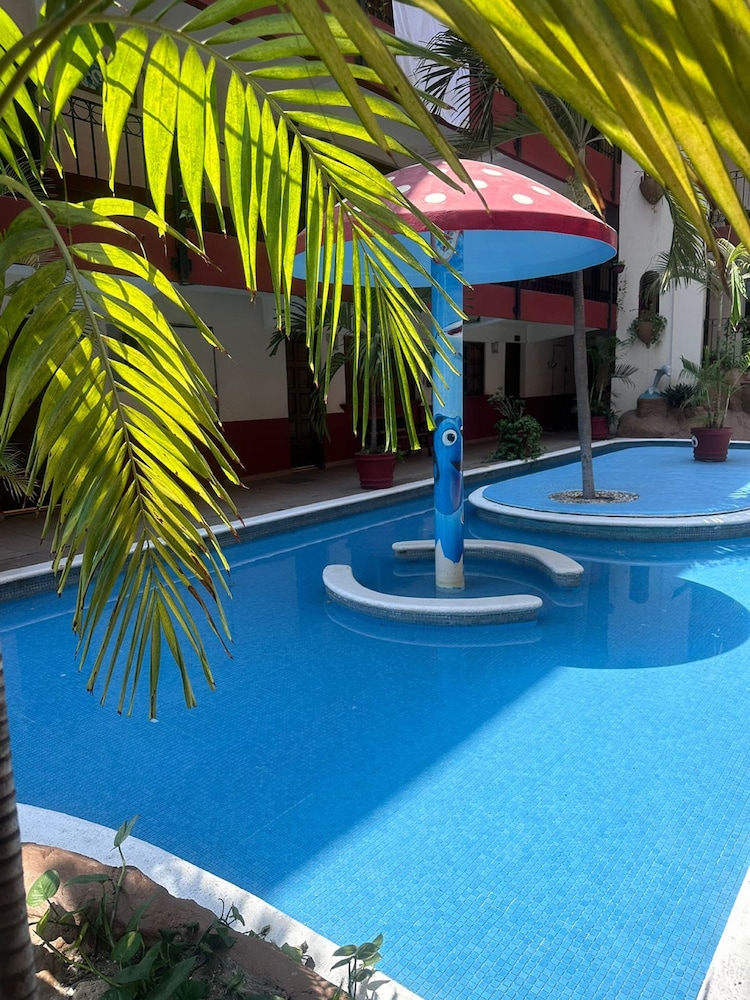 Hacienda Maria Eugenia 65/69