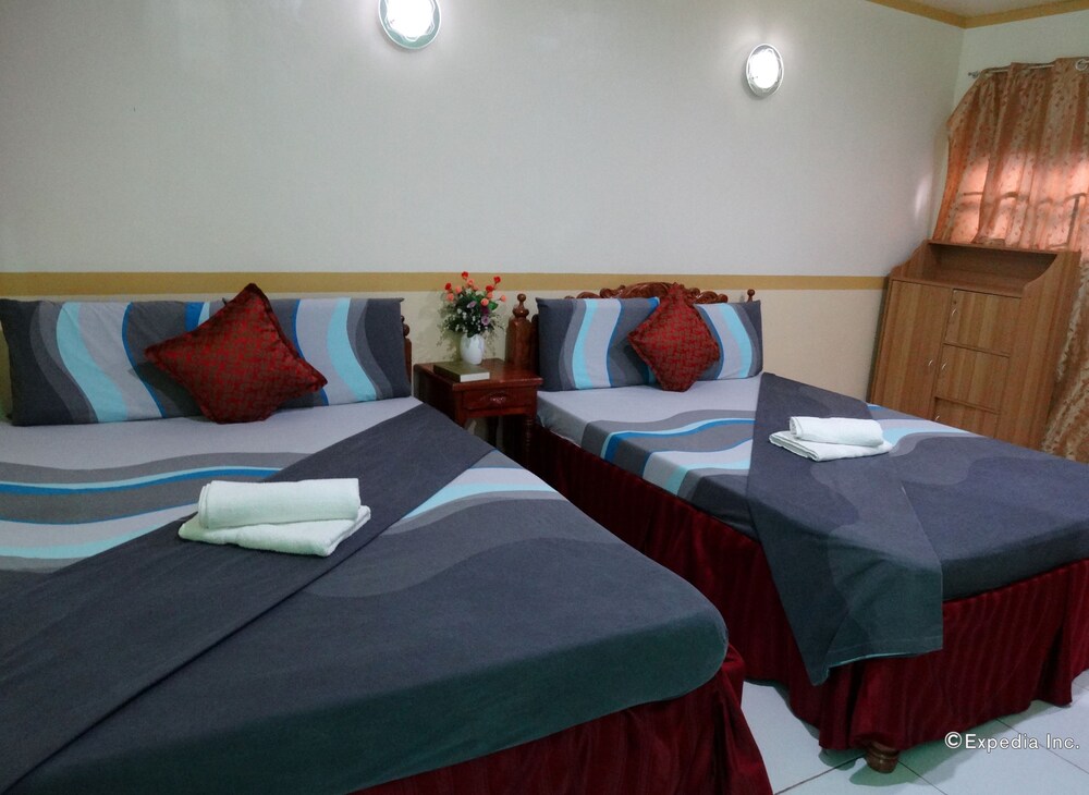 D Lucky Garden Inn 17/48